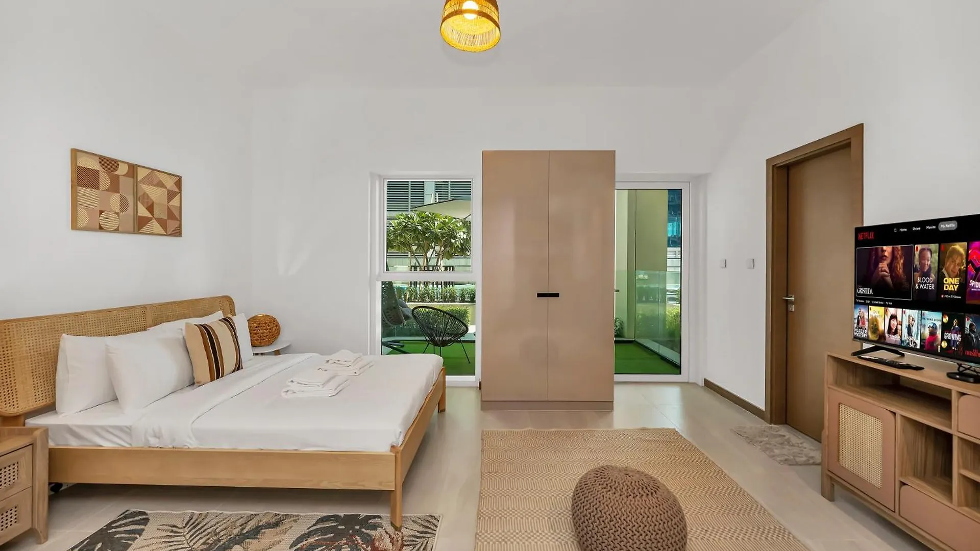 Apartment Pool View Studio In Business Bay 2Km Burj Khalifa Dubai