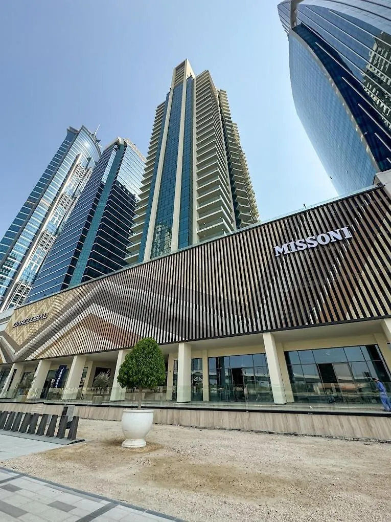 Apartment Pool View Studio In Business Bay 2Km Burj Khalifa Dubai United Arab Emirates