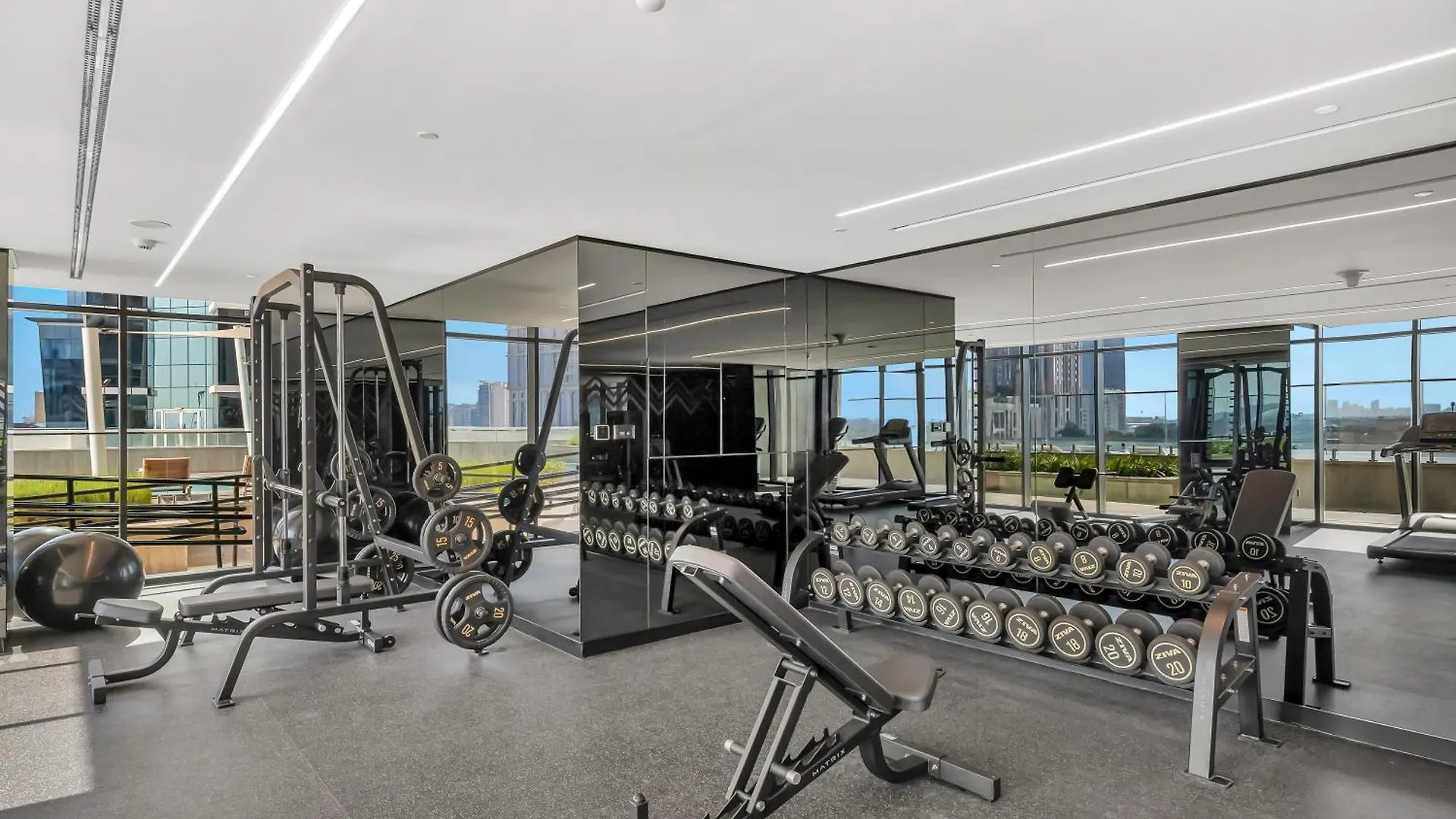 Pool View Studio In Business Bay 2Km Burj Khalifa Dubai United Arab Emirates
